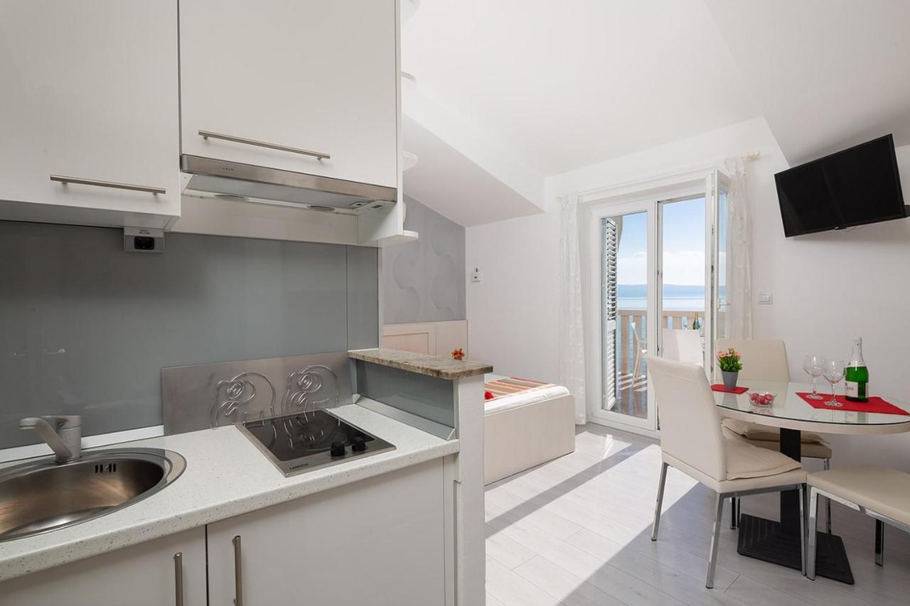 Apartmani Kastelancic Podstrana Exterior photo