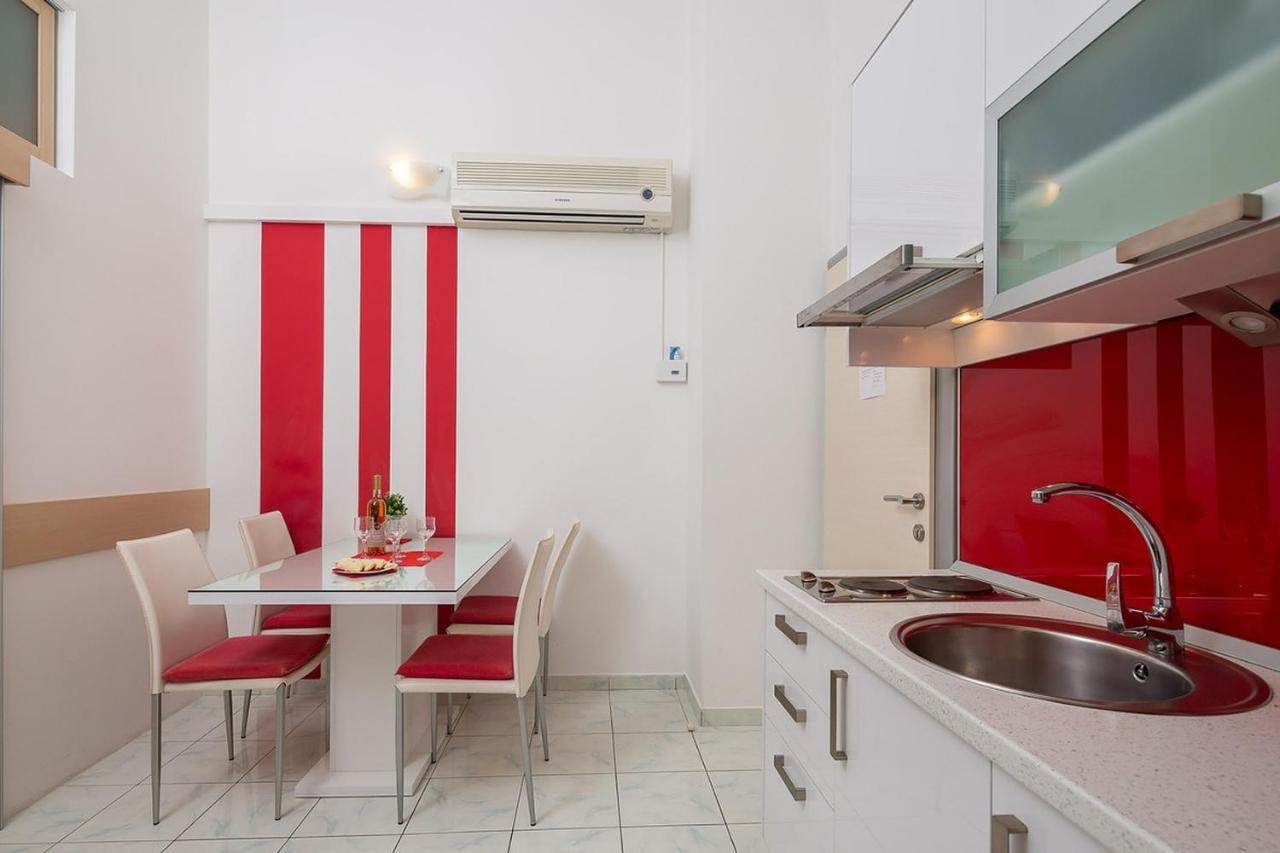 Apartmani Kastelancic Podstrana Exterior photo