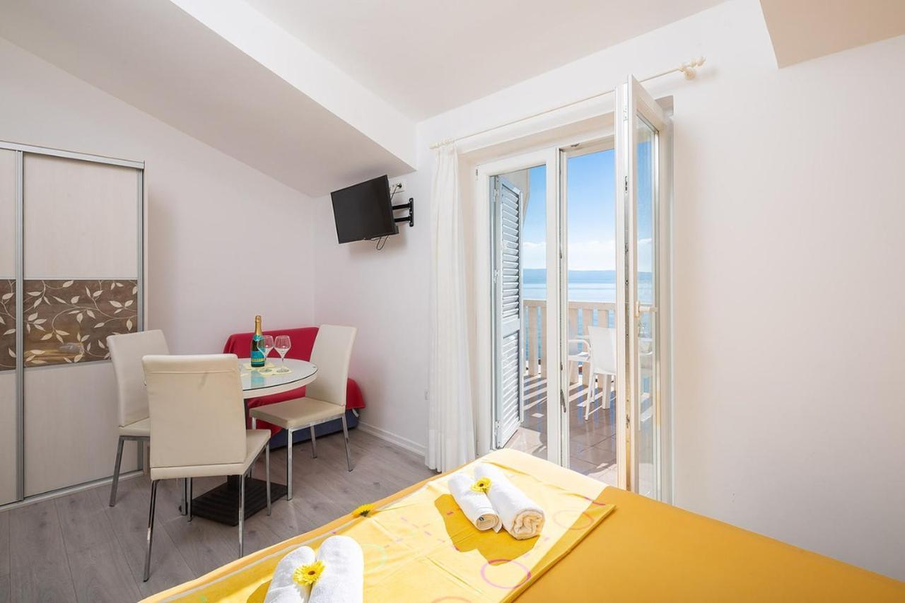Apartmani Kastelancic Podstrana Exterior photo
